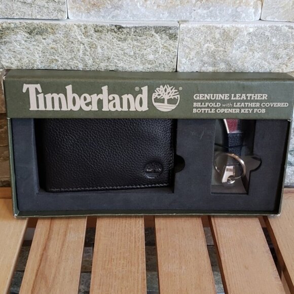 Timberland Men's Leather Billfold & Bottle Opener - Picture 4 of 5